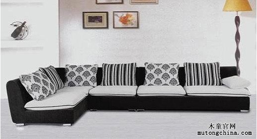 客廳的布藝沙發